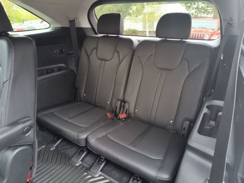 Used 2025 Kia Sorento EX w/ Panoramic Sunroof Package image 24