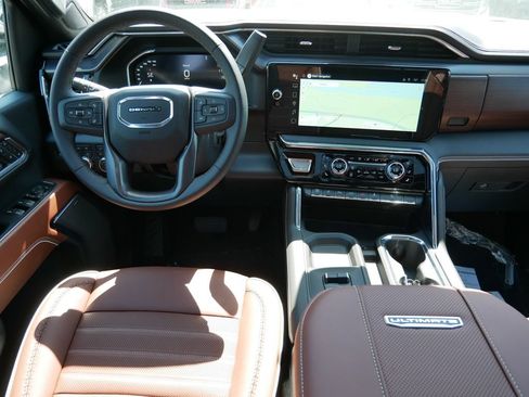 New 2026 GMC Sierra 3500 Denali Ultimate AWD/4WD image 12