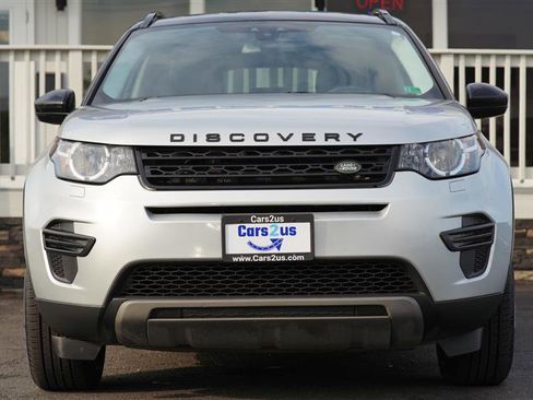 Used 2019 Land Rover Discovery Sport SE image 11