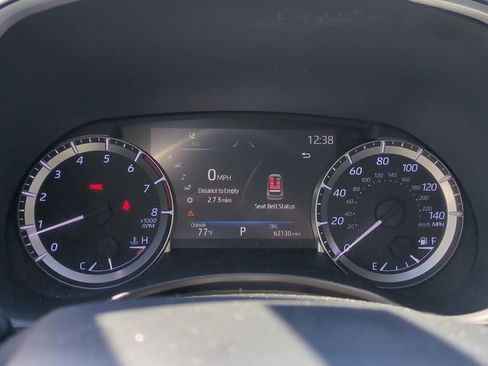 Used 2023 Toyota Highlander XLE image 25