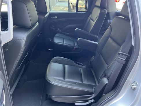 Used 2019 GMC Yukon SLT image 18