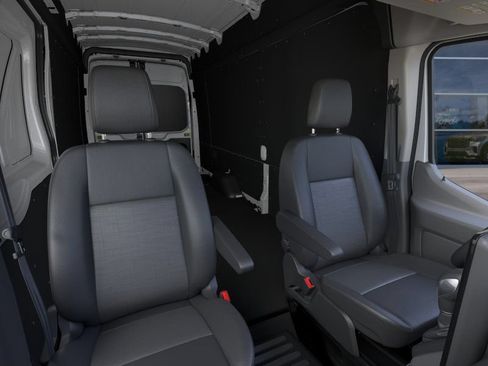 New 2026 Ford Transit 250 148 High Roof Extended w/ Load Area Protection Package RWD image 5