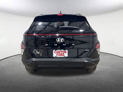 Used 2024 Hyundai Kona SEL image 4