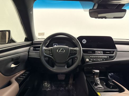 Certified 2025 Lexus ES 350 w/ Premium Package FWD image 29