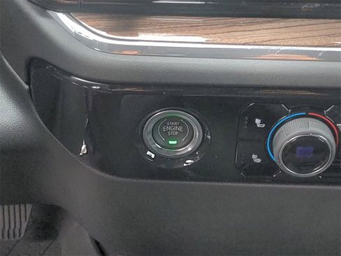 Used 2022 Chevrolet Silverado 1500 LT w/ Protection Package image 17