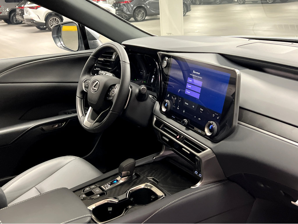 New 2026 Lexus RX 350h AWD/4WD image 33