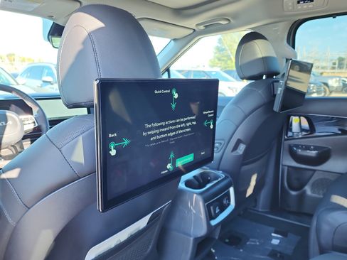 New 2026 Kia Carnival SX Prestige image 8