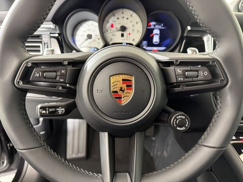 Used 2026 Porsche Macan Turbo image 20