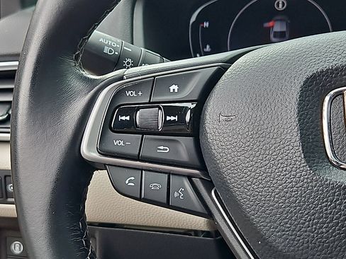 Certified 2021 Honda Accord EX-L image 23