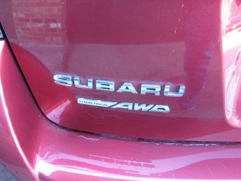 Used 2019 Subaru Impreza 2.0i Premium image 11