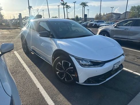 Certified 2024 Kia EV6 Wind AWD/4WD image 9
