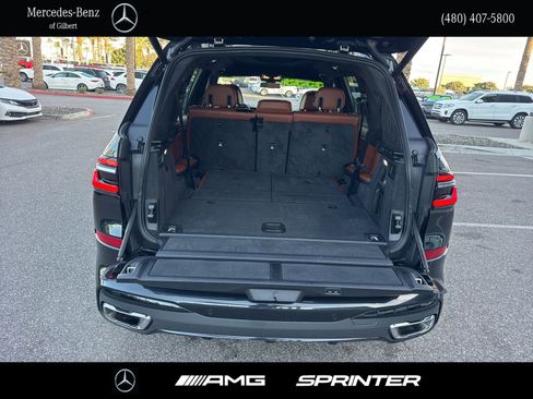 Used 2023 BMW X7 xDrive40i w/ M Sport Package image 7