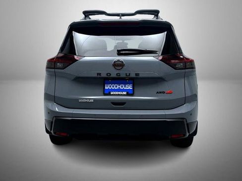 Certified 2025 Nissan Rogue SV AWD/4WD image 6