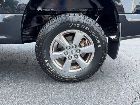 Used 2018 Ford F150 XLT w/ Equipment Group 302A Luxury AWD/4WD image 9