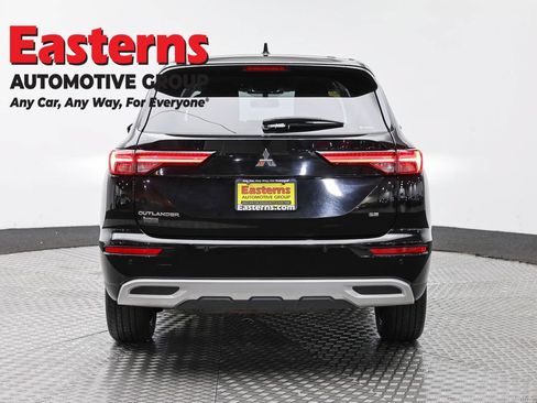 Used 2024 Mitsubishi Outlander SE AWD/4WD image 6