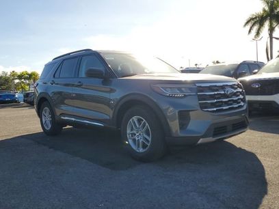 New 2025 Ford Explorer Active w/ Active Comfort Package