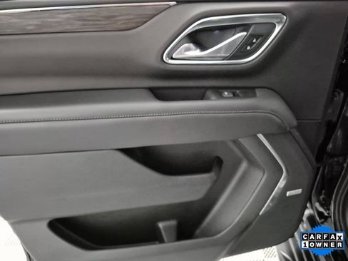 Used 2022 Chevrolet Suburban LT image 13