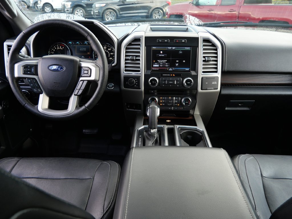Used 2015 Ford F150 Lariat w/ Equipment Group 502A Luxury AWD/4WD image 19