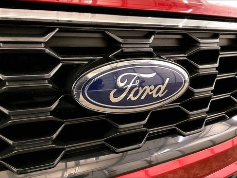 New 2025 Ford Escape ST-Line Elite image 29