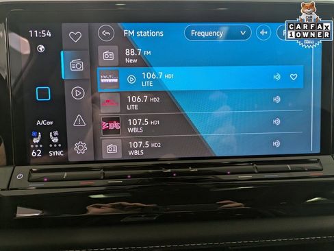 Used 2025 Volkswagen Atlas SE w/ Panoramic Sunroof Package image 13