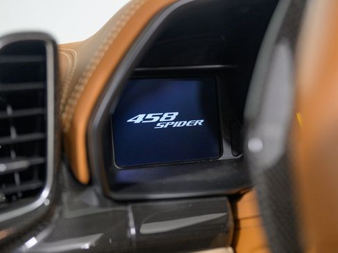 Used 2015 Ferrari 458 Spider RWD image 45