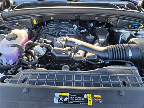 New 2025 Jeep Grand Cherokee Summit image 17