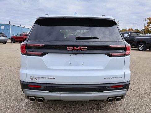 New 2026 GMC Acadia Elevation w/ LPO, Floor Liner Package image 4