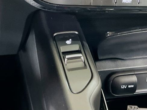 New 2025 Kia Telluride S image 21