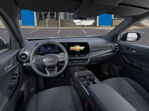 New 2026 Chevrolet Equinox LT w/ Safety and Technology Package image 15