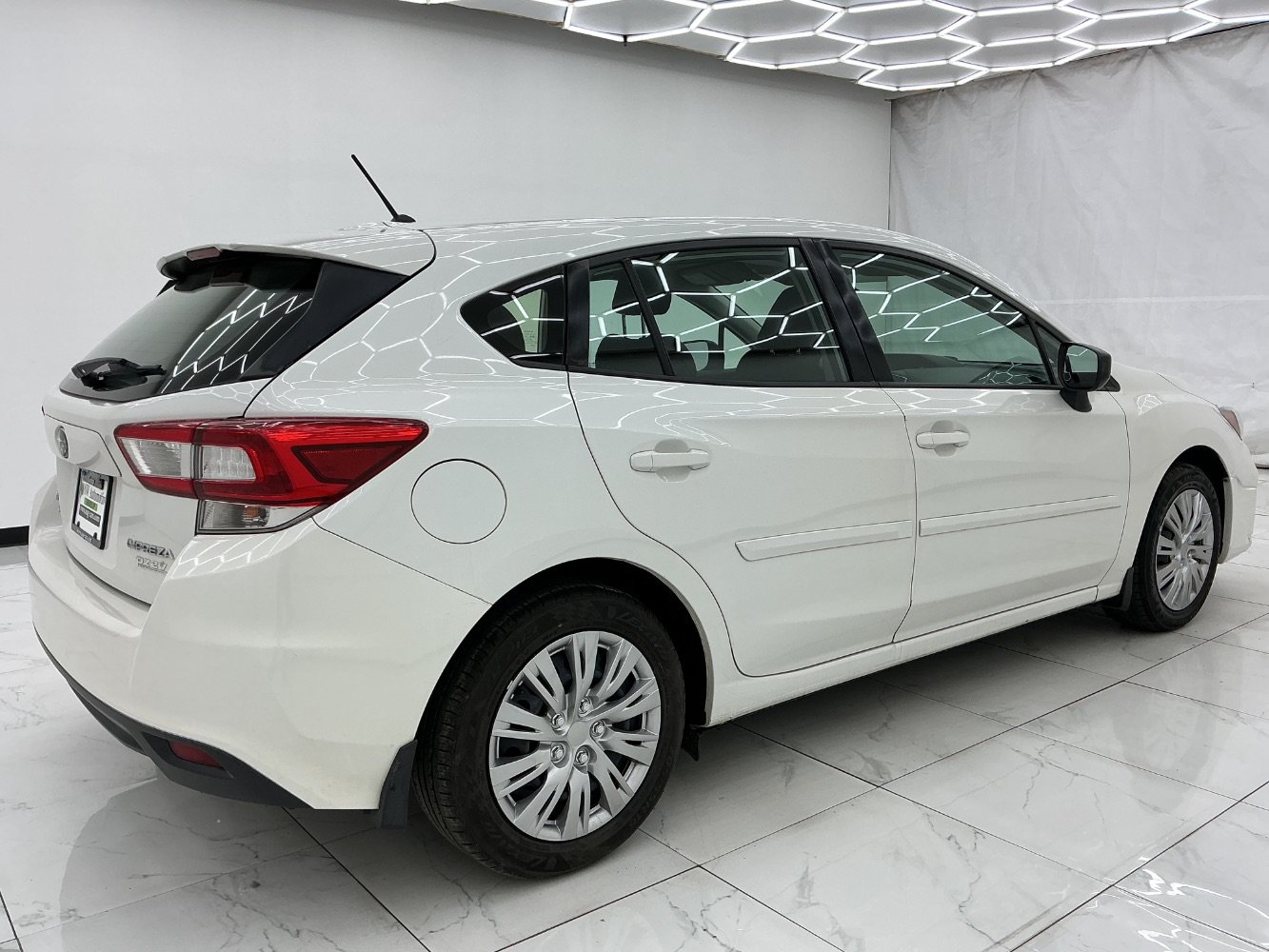 Used 2017 Subaru Impreza 2.0i AWD/4WD image 11