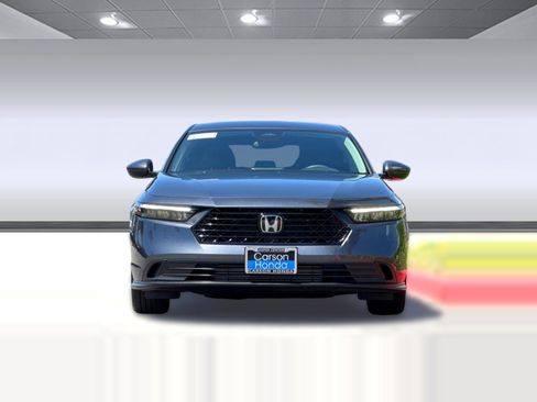Certified 2025 Honda Accord LX image 5
