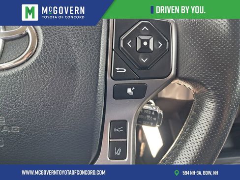 Used 2018 Toyota Tacoma SR5 AWD/4WD image 22