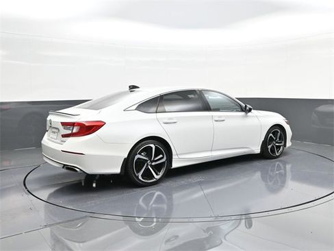 Certified 2022 Honda Accord Sport image 15