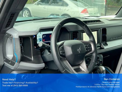 Used 2022 Ford Bronco Black Diamond w/ Sasquatch Package AWD/4WD image 9