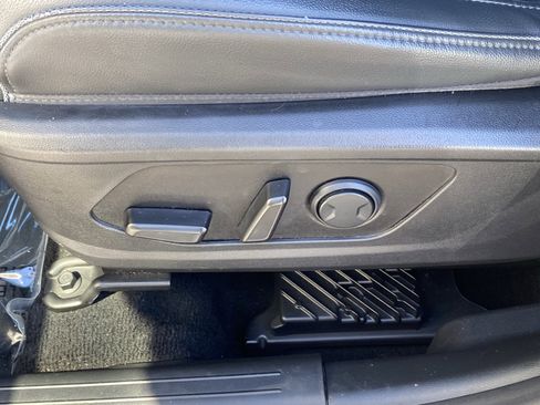 Used 2022 Hyundai Tucson Limited w/ Cargo Package image 16