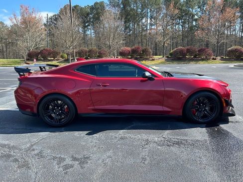 Used 2018 Chevrolet Camaro ZL1 image 20