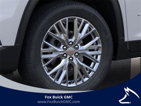 Used 2026 GMC Acadia Elevation w/ Elevation Premium Package image 9