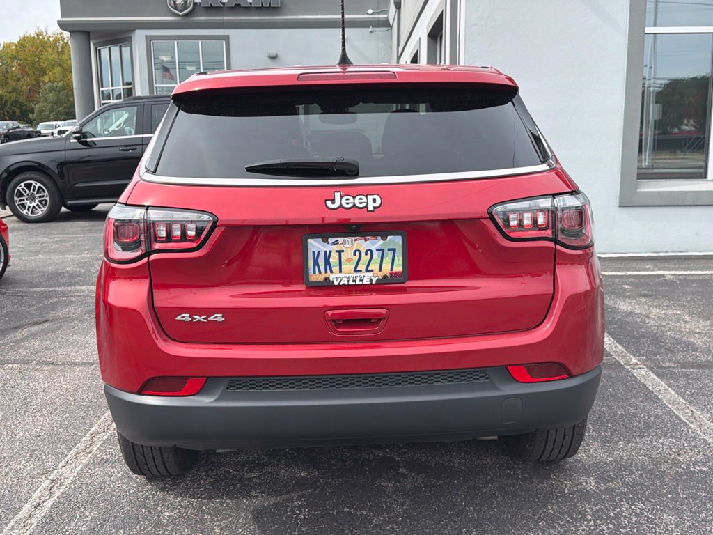 Used 2024 Jeep Compass Sport AWD/4WD image 7