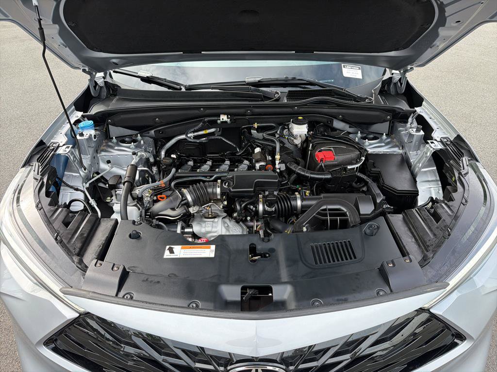 Certified 2025 Acura ADX AWD image 33