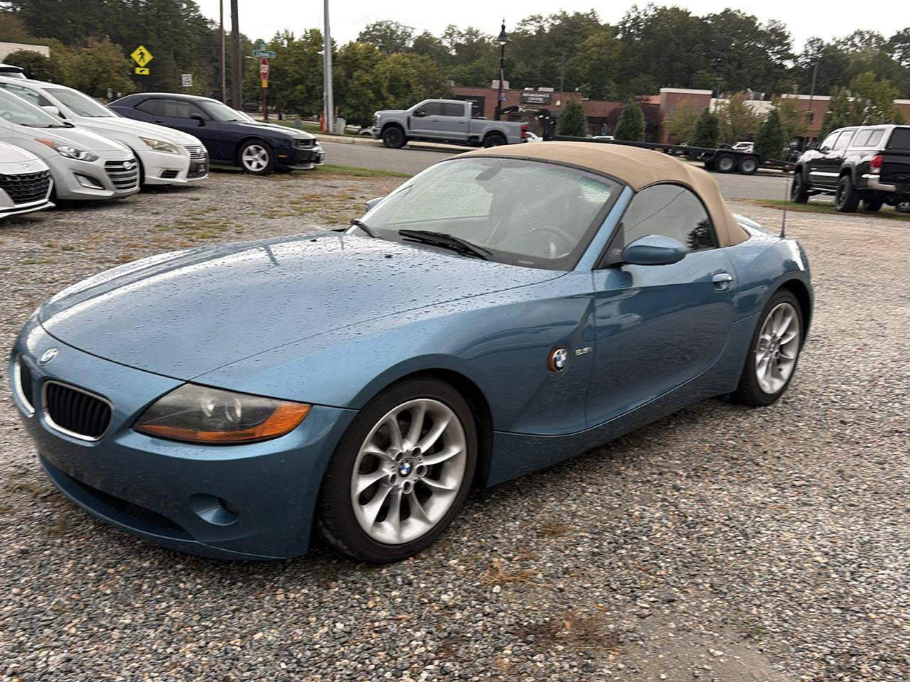 Used 2003 BMW Z4 2.5i RWD image 1