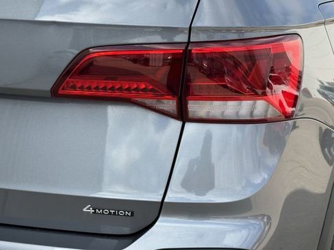 Used 2022 Volkswagen Taos S image 6