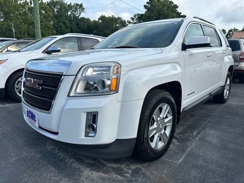 Used 2012 GMC Terrain SLE AWD/4WD image 3
