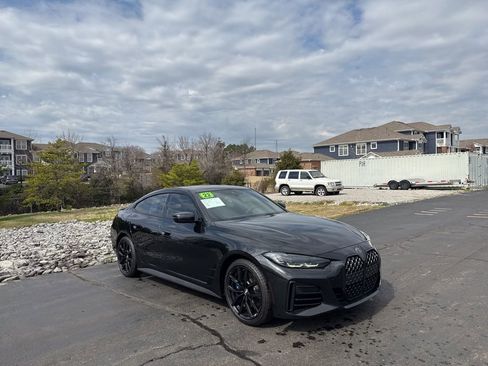 Used 2022 BMW 430i Gran Coupe w/ M Sport Package image 7