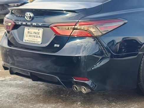 Used 2018 Toyota Camry SE image 8