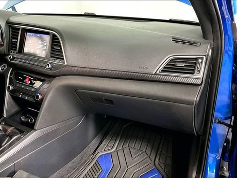 Used 2017 Hyundai Elantra Sport w/ Cargo Package image 16