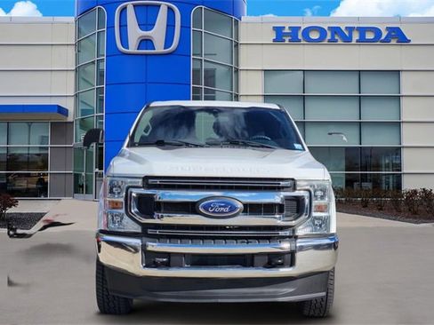 Used 2022 Ford F250 XLT w/ FX4 Off-Road Package image 6