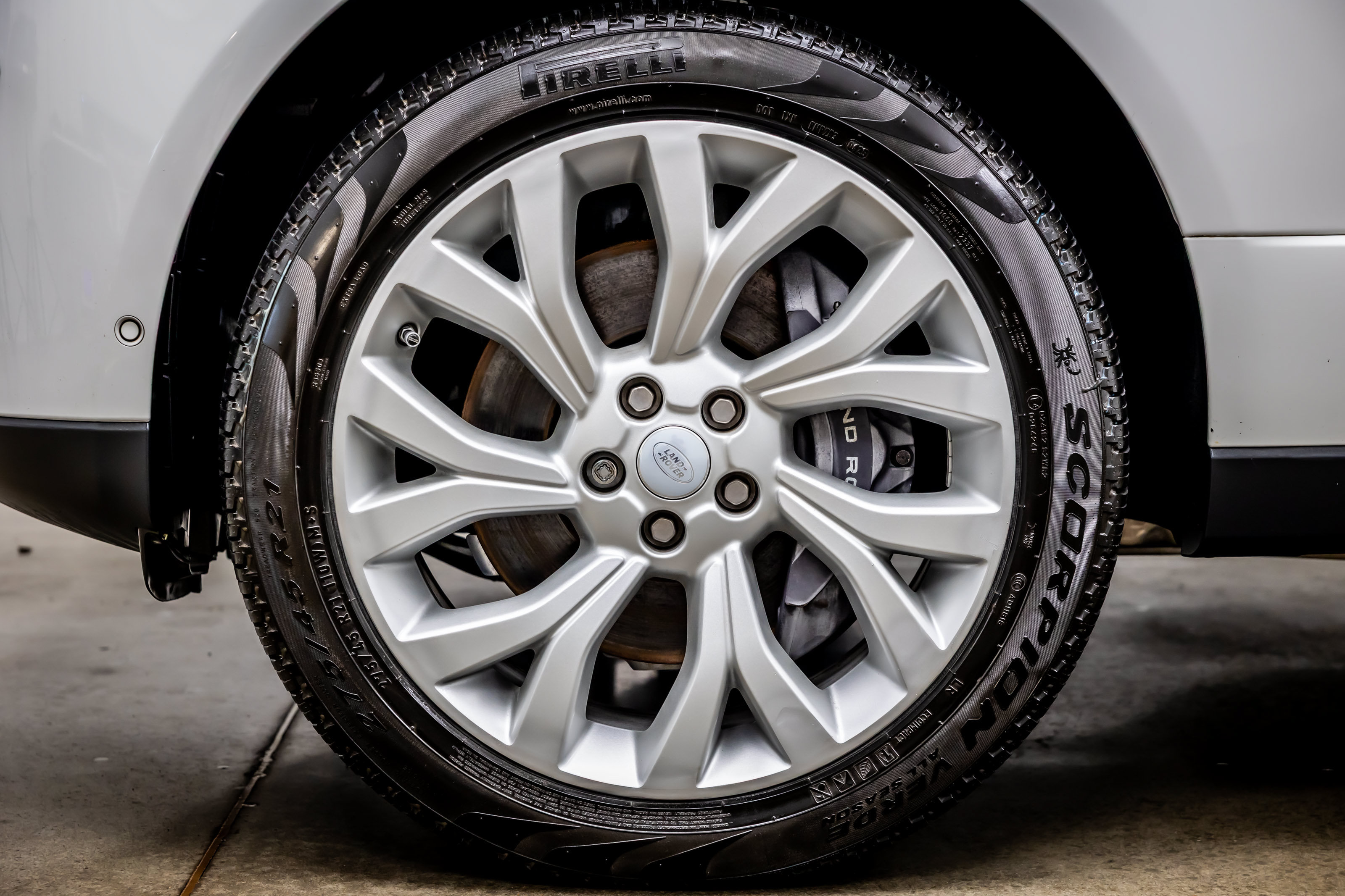 Used 2019 Land Rover Range Rover Supercharged AWD/4WD image 36