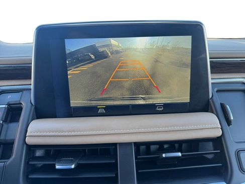 Used 2023 Chevrolet Tahoe Premier image 15