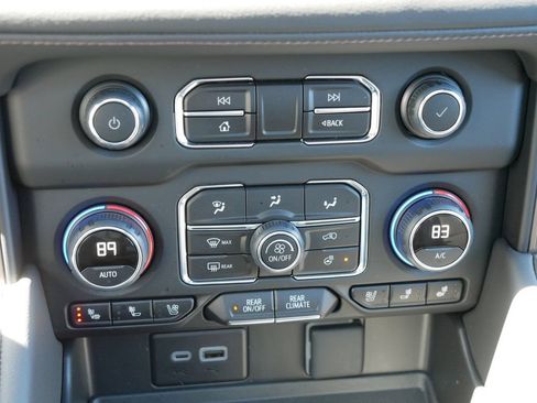 Used 2024 Chevrolet Tahoe High Country w/ Advanced Technology Package AWD/4WD image 21