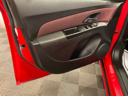 Used 2014 Chevrolet Cruze LT image 13